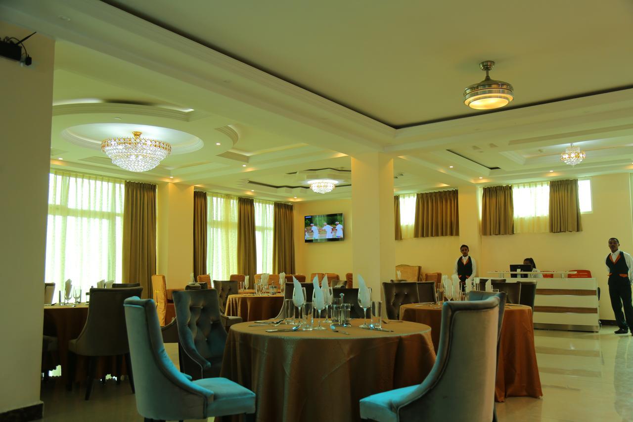 Solyana Hotel Bahir Dar Bagian luar foto