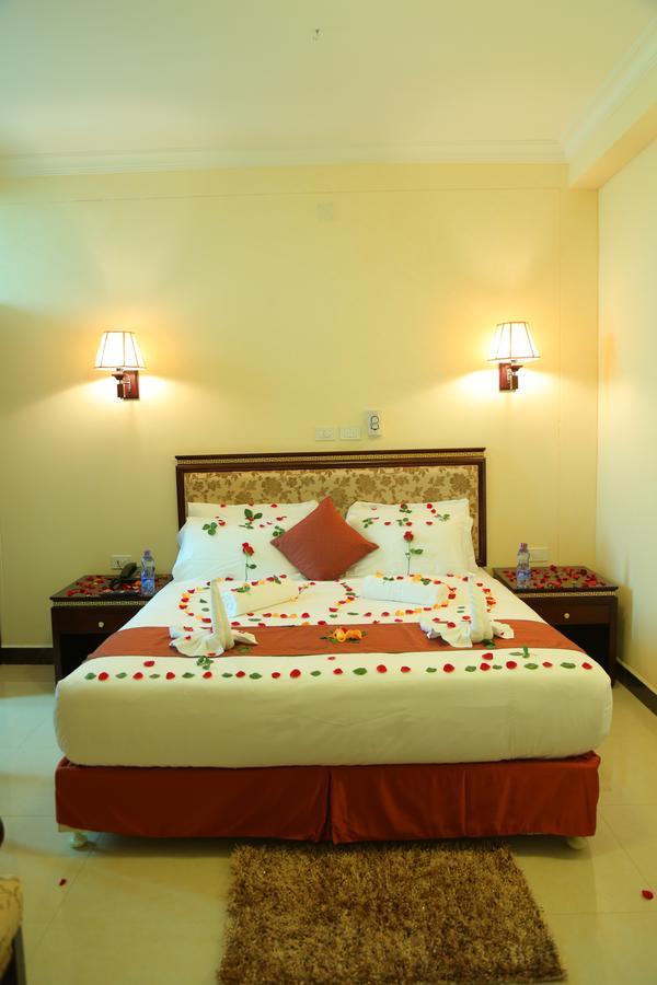 Solyana Hotel Bahir Dar Bagian luar foto