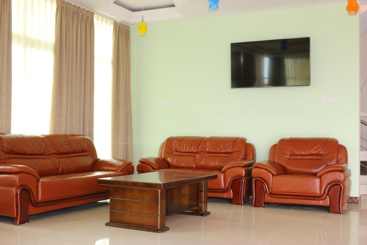 Solyana Hotel Bahir Dar Bagian luar foto