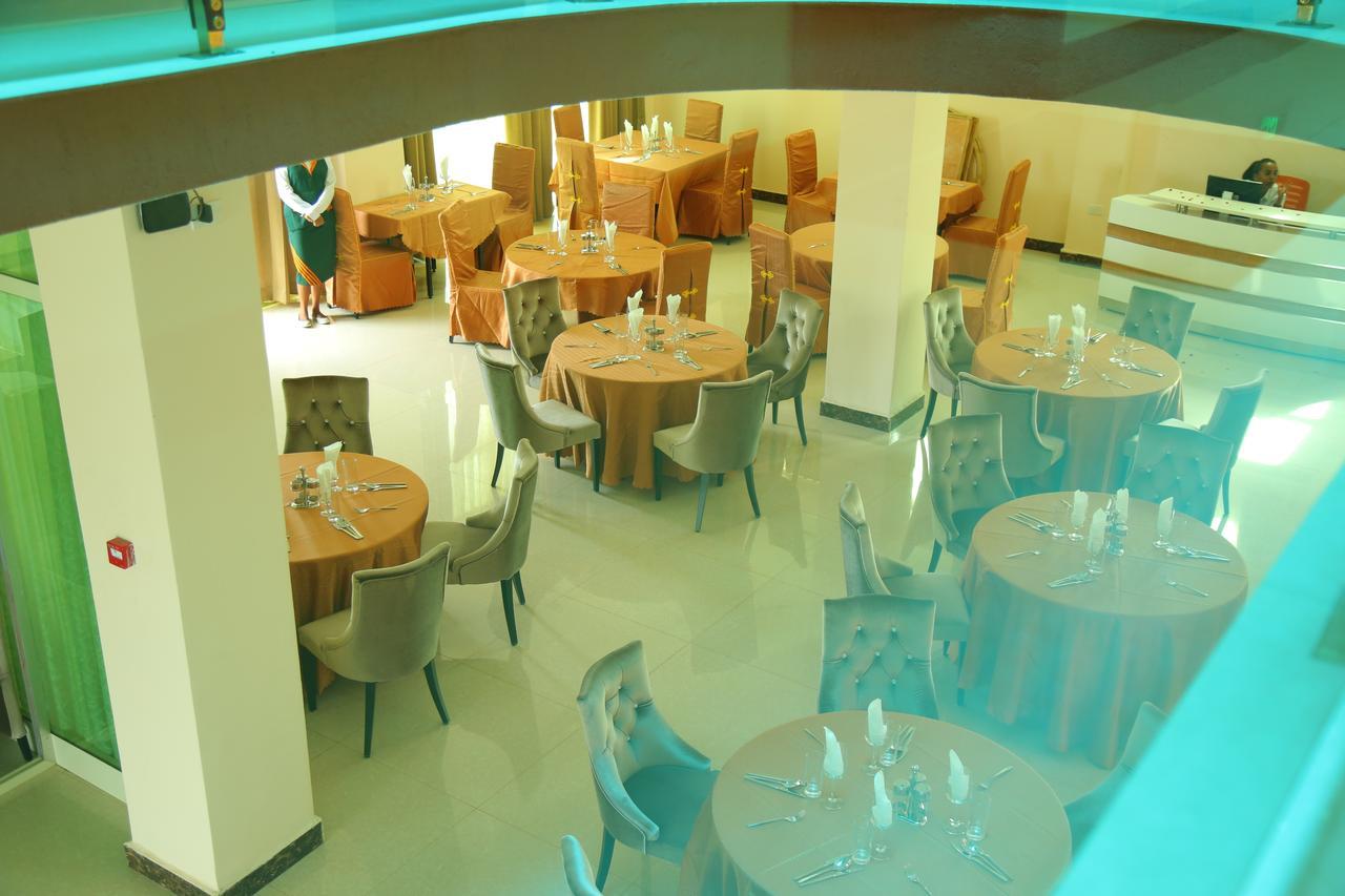 Solyana Hotel Bahir Dar Bagian luar foto