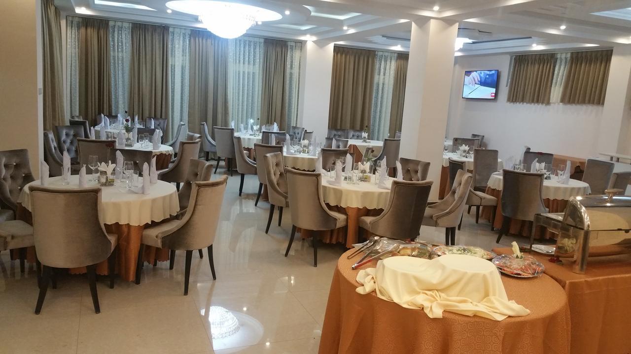 Solyana Hotel Bahir Dar Bagian luar foto