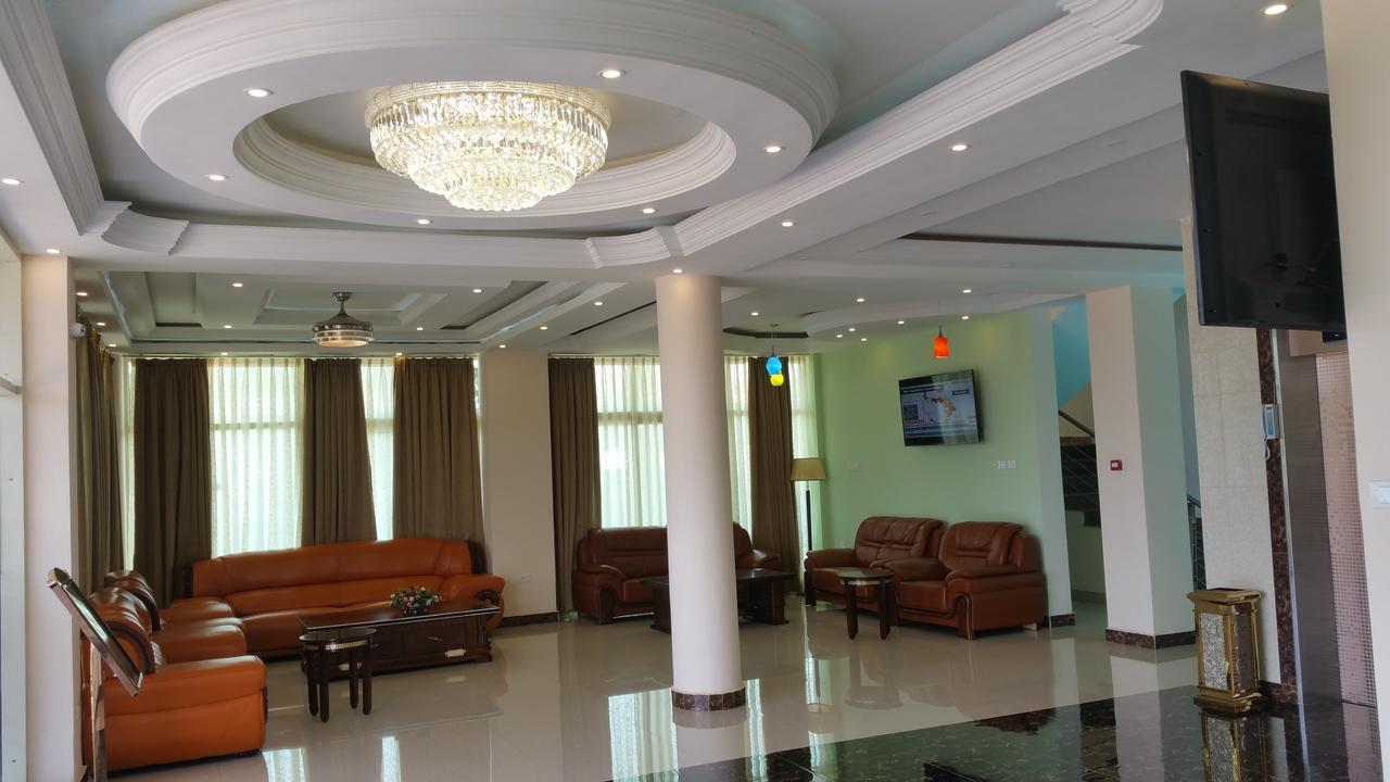 Solyana Hotel Bahir Dar Bagian luar foto